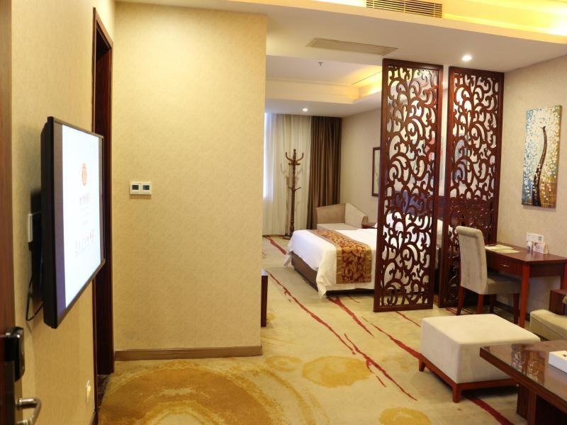Vienna Classic Hotel Guangzhou Yanling Road Екстериор снимка